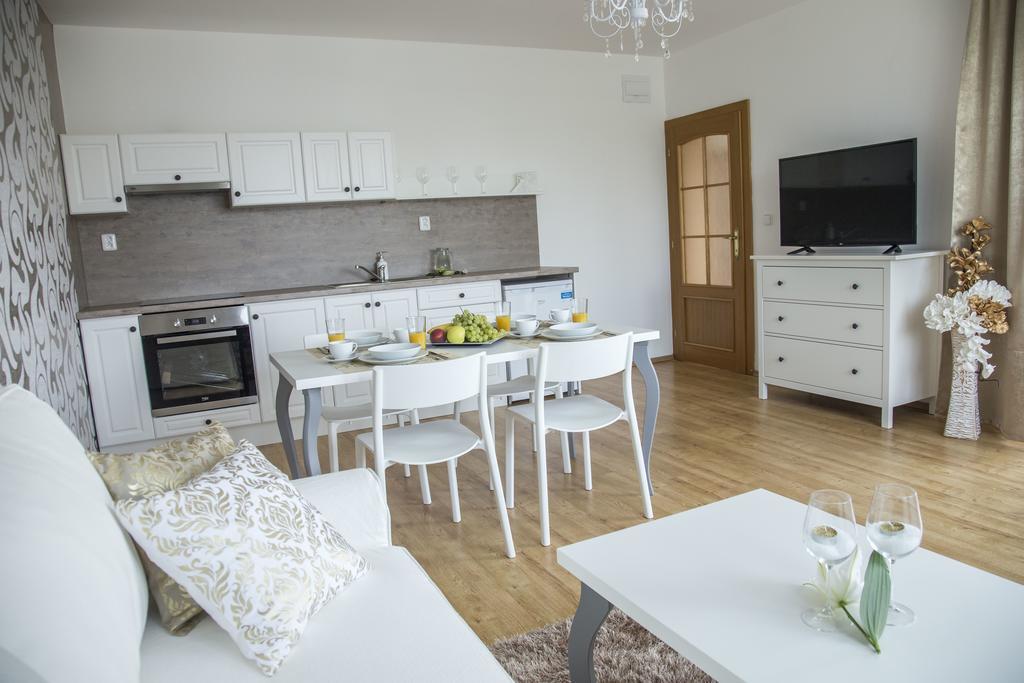 Villa Grande - Apartmany オロモウツ エクステリア 写真